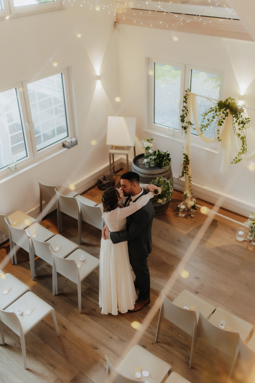 Trauung im Fährmann Kassel – natürliche Hochzeitsfotografie