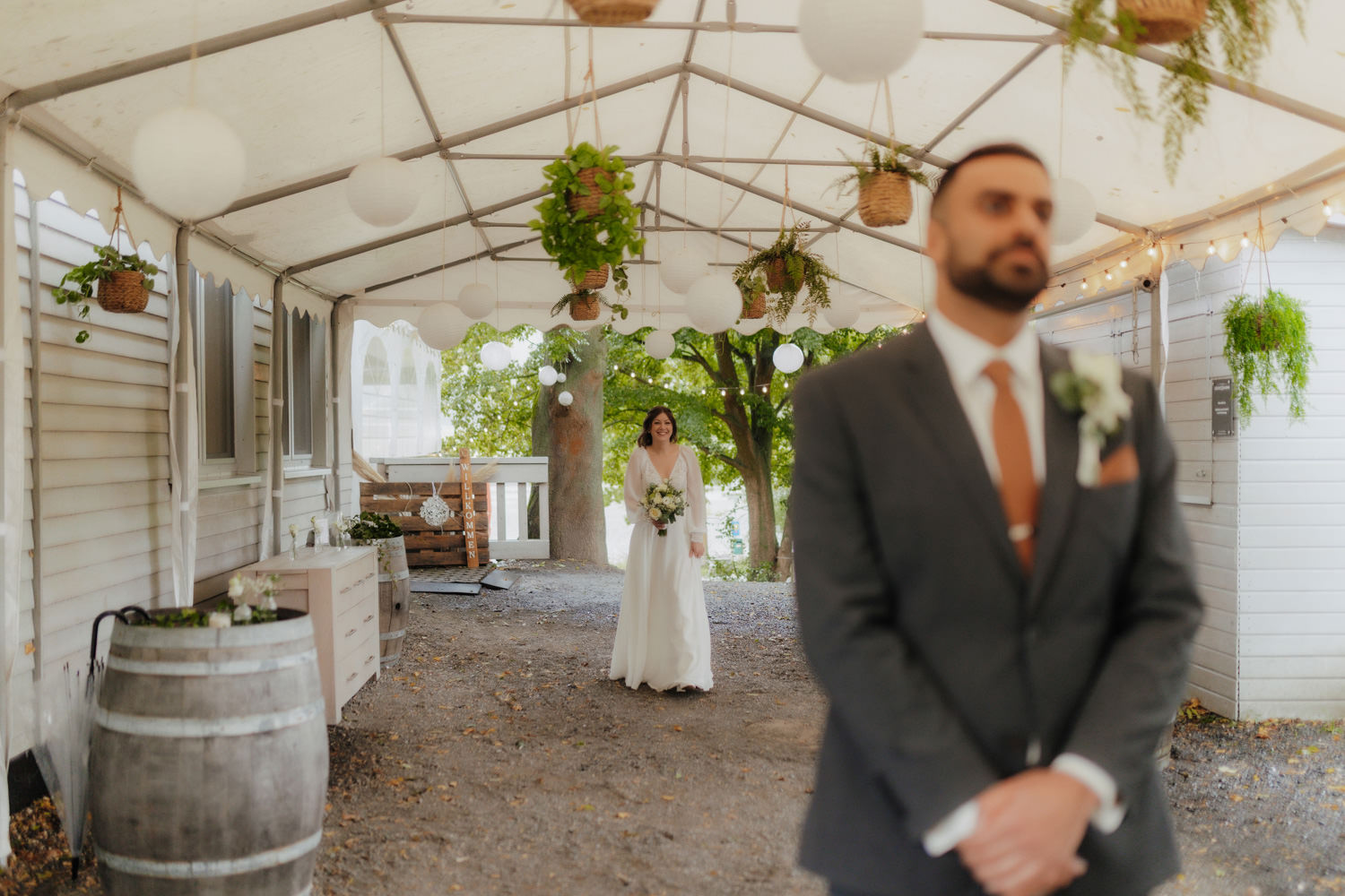 First Look Braut und Bräutigam – Hochzeitsfotograf Kassel