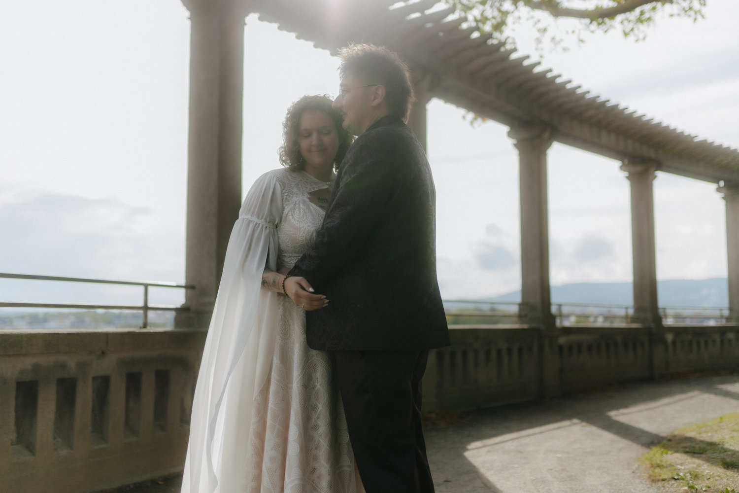 Intimes Brautpaar Shooting Kassel Kolonnade – Paarfotos Hochzeit Kassel